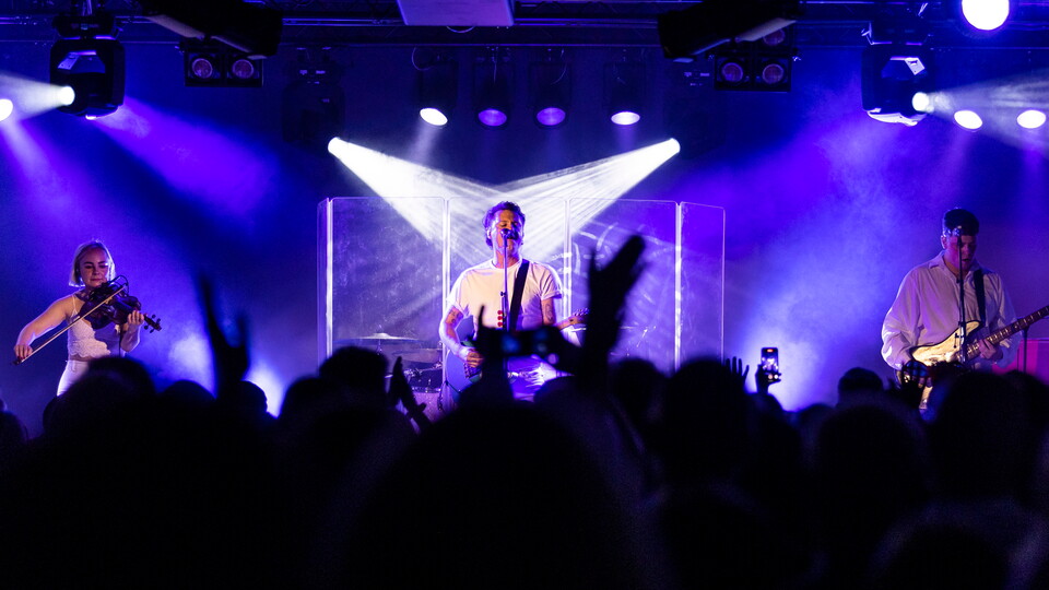 Callum Beattie performing at Edmiston House Clyde Rooms