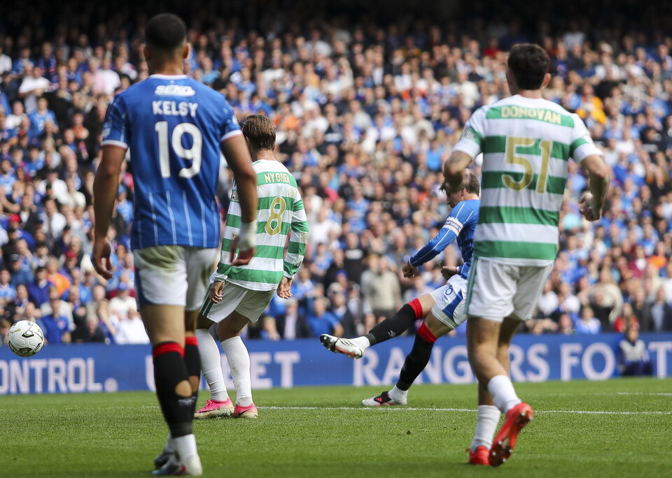 130926 Dan Neil Goal Celebration