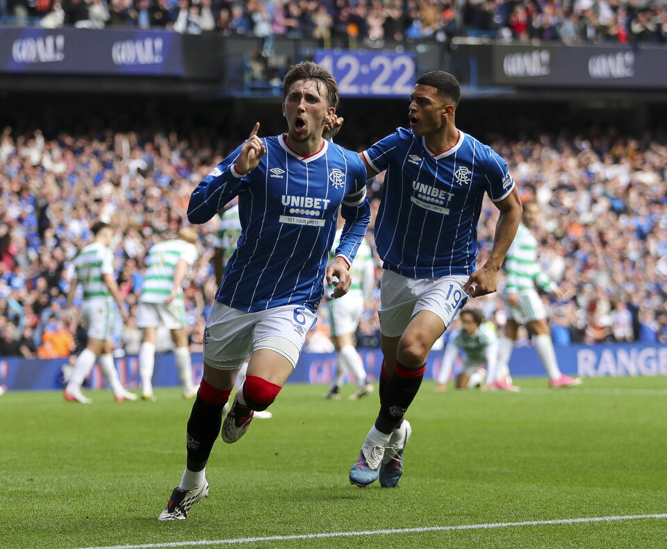 130926 Dan Neil Goal Celebration