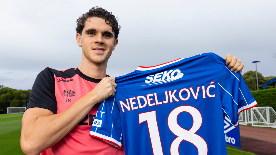 Kosta Nedeljkovic Signs