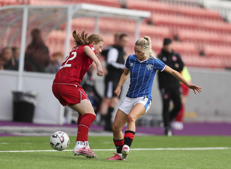 200926 Rangers v Aberdeen, Brogan Hay