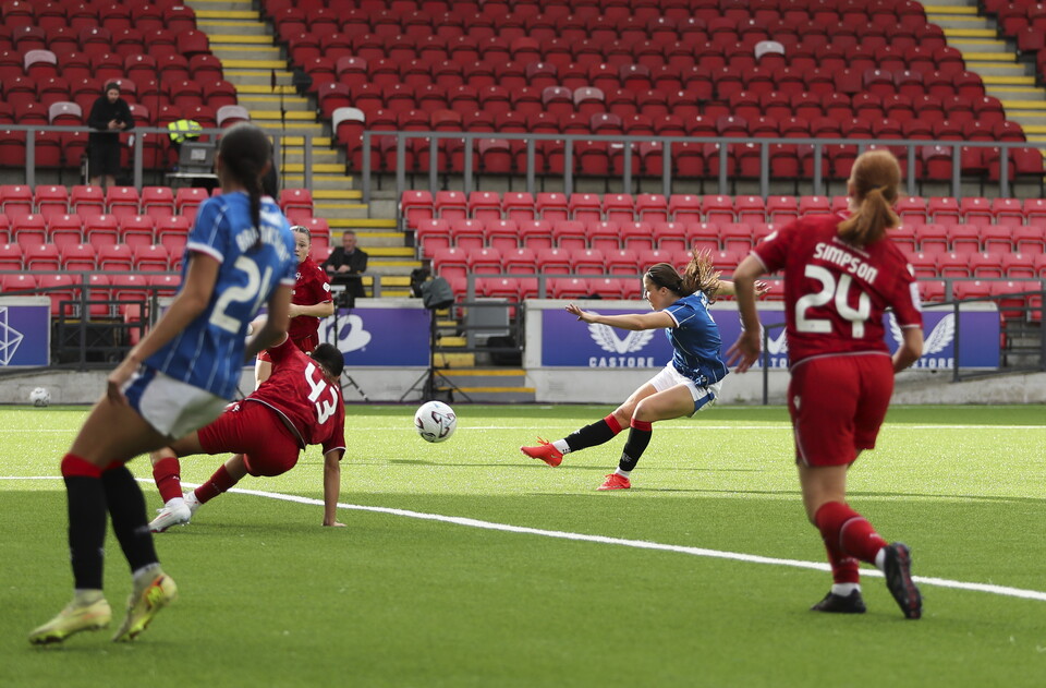 200926 Rangers v Aberdeen, Laura Berry Goal