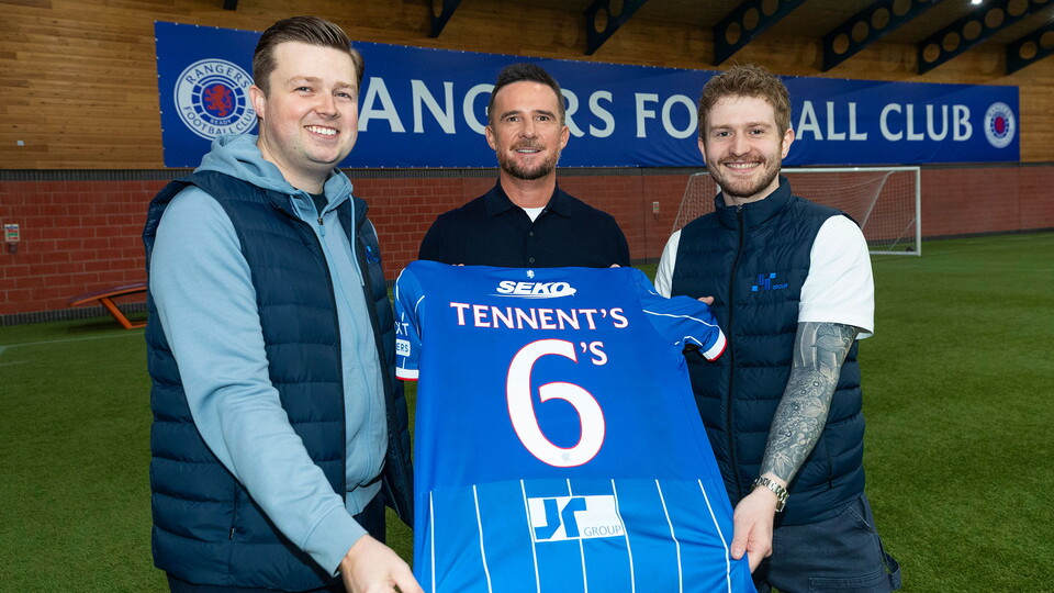 250926-Tennent's-Sixes---Barry-Ferguson-30
