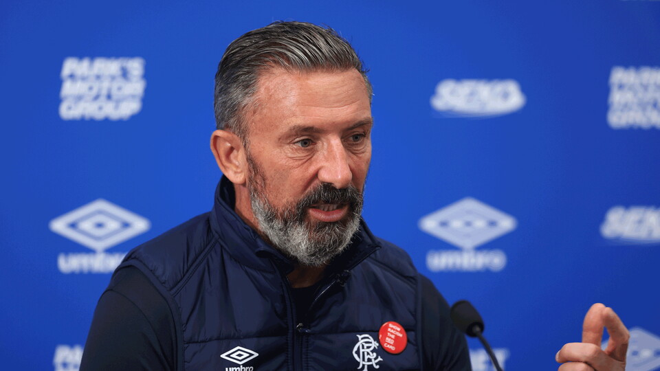 161026-Press-Conference,-Derek-McInnes