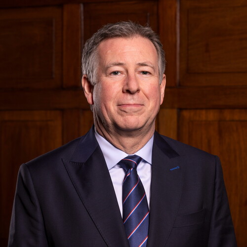 Fraser Thornton Headshot